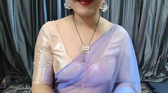 Snapshot of goldiwets chatting on February 28, 2025, 6:09 pm goldiwets online show from February 28, 2025, 6:09 pm