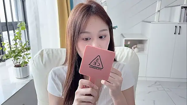 Cassie-20 online show from October 17, 2025, 2:15 am