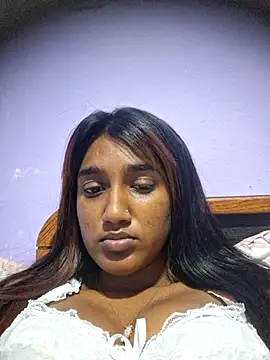 indianpink lips online show from April 12, 2026, 10:15 pm