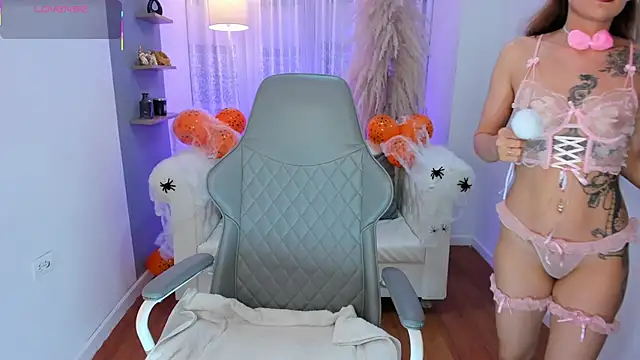 Elizabeth sarmiento online show from October 2, 2025, 11:12 pm