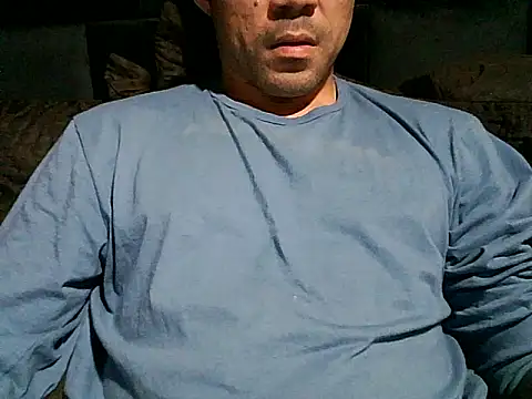 Snapshot of mchdo09 chatting on May 16, 2026, 2:49 pm mchdo09 online show from May 16, 2026, 2:49 pm