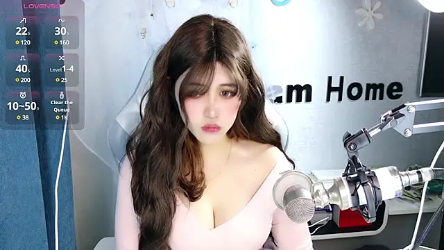 Snapshot of hanhan-baby chatting on February 22, 2025, 6:28 am hanhan-baby online show from February 22, 2025, 6:28 am