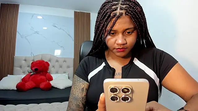 ZahraRose online show from February 16, 2026, 8:16 pm