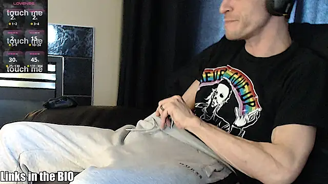 teninchty online show from March 6, 2025, 6:37 pm