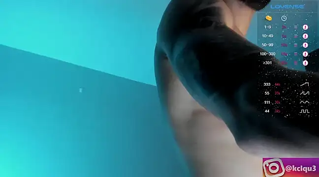 K cique online show from March 4, 2025, 1:55 am