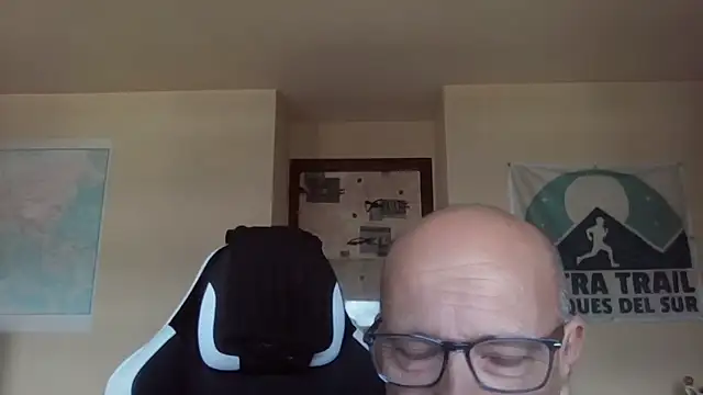 Snapshot of llopaco chatting on May 13, 2026, 12:02 pm llopaco online show from May 13, 2026, 12:02 pm