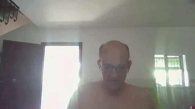 Snapshot of llopaco chatting on June 25, 2026, 1:37 pm llopaco online show from June 25, 2026, 1:37 pm