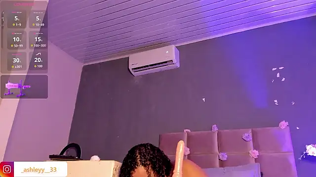  Ashley 33 online show from March 11, 2026, 8:15 pm