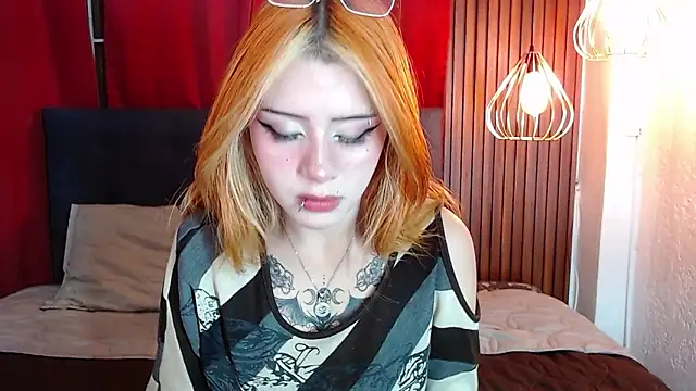 fyreandfox  online show from March 20, 2026, 7:41 pm