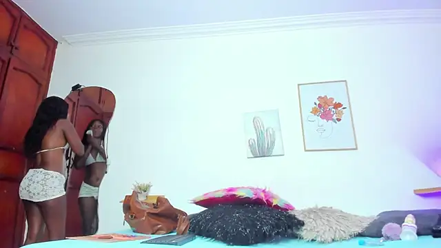 naomy 68 online show from March 10, 2025, 8:01 pm