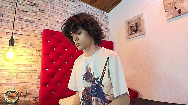 sc0rpius  online show from March 17, 2025, 7:26 pm