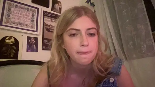 sinfulblonde1 online show from February 18, 2025, 2:16 am