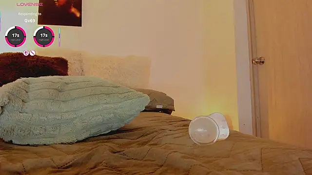 Skay Hot online show from March 22, 2026, 12:14 am