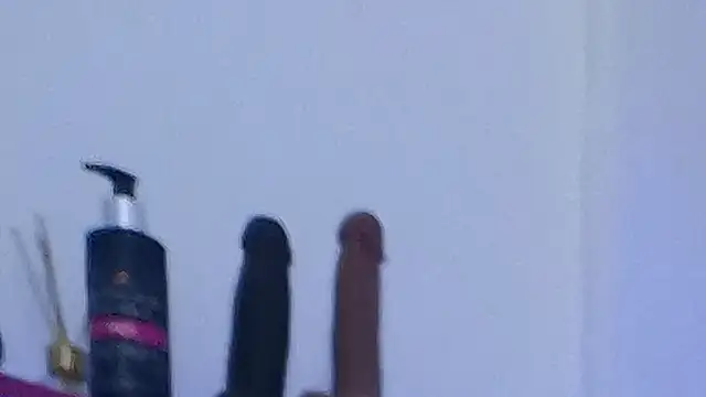 Snapshot of Double_R12 chatting on March 7, 2025, 5:18 am Double R12 online show from March 7, 2025, 5:18 am