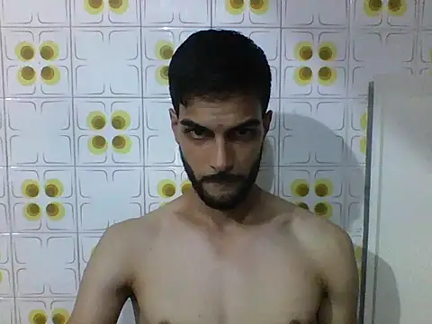 Gabrielteixeira120 online show from April 8, 2026, 8:42 pm