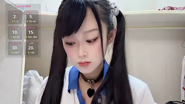 yueyue2003 online show from May 9, 2026, 12:21 pm