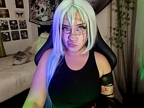 blue katt online show from November 28, 2025, 10:12 pm