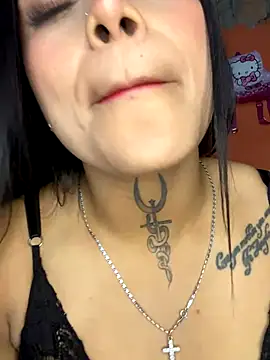 Emily sharlot online show from October 9, 2025, 6:55 am