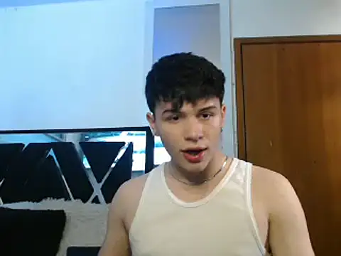 Snapshot of Smith_boy_25 chatting on February 22, 2025, 8:42 pm Smith boy 25 online show from February 22, 2025, 8:42 pm