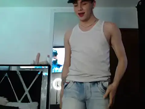 Snapshot of Smith_boy_25 chatting on March 5, 2025, 9:59 pm Smith boy 25 online show from March 5, 2025, 9:59 pm