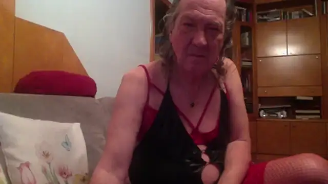 HMStraps01 online show from March 2, 2026, 5:53 pm