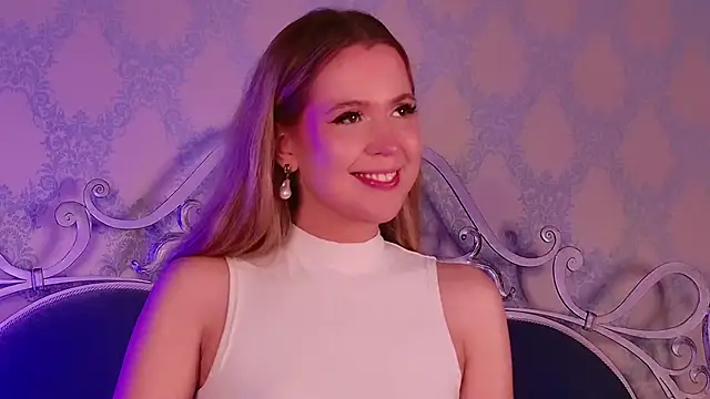 BECKI VRES online show from October 19, 2025, 8:42 pm