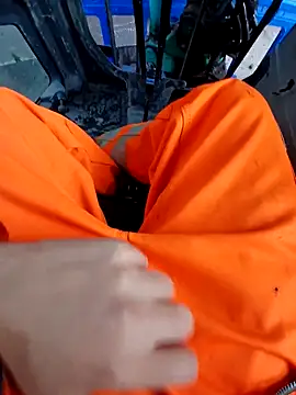 Snapshot of Eusuntnoulgigolo chatting on February 16, 2026, 4:47 pm Eusuntnoulgigolo online show from February 16, 2026, 4:47 pm