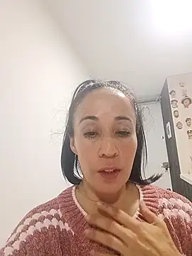 Coeur de luxure online show from January 18, 2026, 2:04 am