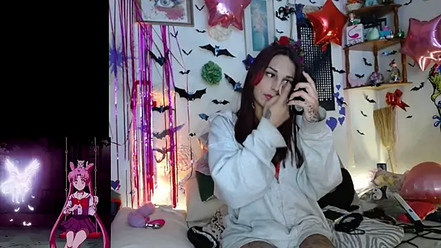 purplekattlyn online show from February 23, 2026, 12:41 am