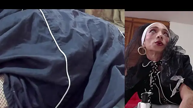 afroditacute15 online show from October 28, 2025, 5:59 pm