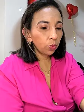 Snapshot of Mrsvictoriaaa chatting on February 26, 2025, 6:00 pm Mrsvictoriaaa online show from February 26, 2025, 6:00 pm