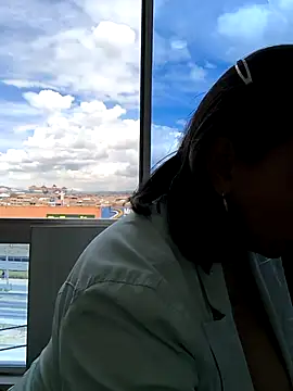 Snapshot of Mrsvictoriaaa chatting on March 21, 2025, 3:57 pm Mrsvictoriaaa online show from March 21, 2025, 3:57 pm