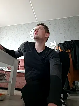 VickyDevilEU online show from December 3, 2025, 9:18 am