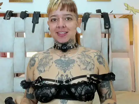 Snapshot of Braylen_Sanchez chatting on November 27, 2025, 1:02 pm Braylen Sanchez online show from November 27, 2025, 1:02 pm