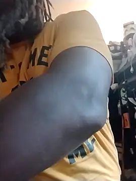 Snapshot of KingSlim56 chatting on October 1, 2025, 7:42 pm KingSlim56 online show from October 1, 2025, 7:42 pm