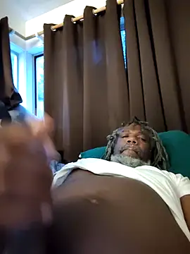 Snapshot of KingSlim56 chatting on November 22, 2025, 11:48 pm KingSlim56 online show from November 22, 2025, 11:48 pm