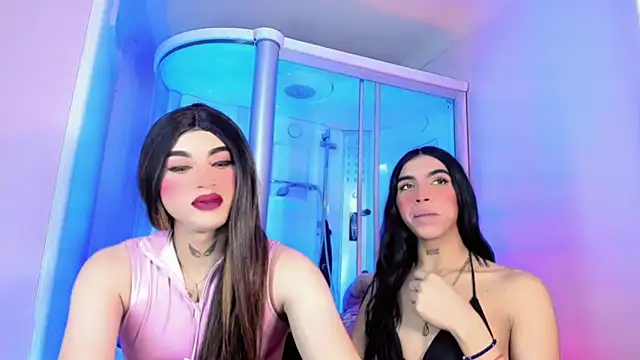 Snapshot of Brytany_TiffanySX chatting on March 19, 2025, 2:24 pm Brytany TiffanySX online show from March 19, 2025, 2:24 pm