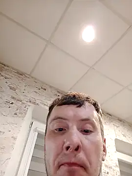 Vajs87 online show from April 15, 2026, 10:32 pm