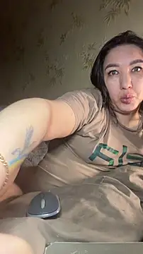 Naughtbaby 2025 online show from March 18, 2026, 1:25 pm