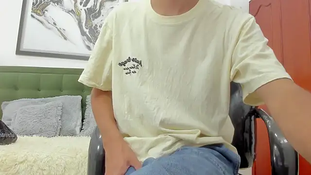 Johann sex online show from April 16, 2026, 7:14 pm