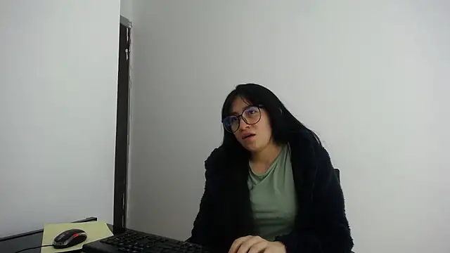 Arielle lov online show from February 12, 2026, 11:27 am