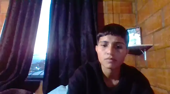 Snapshot of cora-gunn chatting on March 9, 2025, 11:25 pm cora-gunn online show from March 9, 2025, 11:25 pm