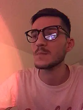 Snapshot of yoyoboy988 chatting on February 18, 2025, 9:42 pm yoyoboy988 online show from February 18, 2025, 9:42 pm