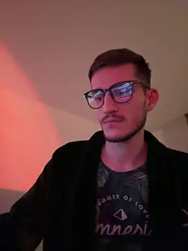 Snapshot of yoyoboy988 chatting on March 1, 2025, 9:26 pm yoyoboy988 online show from March 1, 2025, 9:26 pm