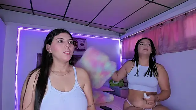 Cristal Smith20 online show from October 11, 2025, 12:36 pm