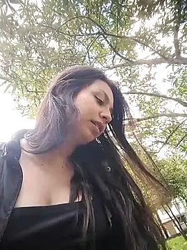 Snapshot of Nat_XxX chatting on October 15, 2025, 7:36 pm Nat XxX online show from October 15, 2025, 7:36 pm