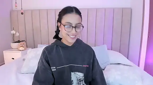 Snapshot of miss_martiina chatting on March 14, 2025, 2:10 am miss martiina online show from March 14, 2025, 2:10 am