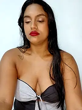 victoria roussee online show from March 22, 2025, 9:45 am