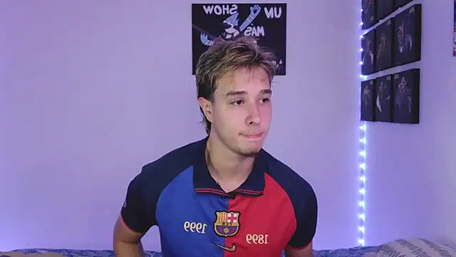 Snapshot of jack_walker190 chatting on September 23, 2025, 4:26 am jack walker190 online show from September 23, 2025, 4:26 am