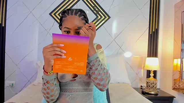 EmilyDiaaz online show from October 30, 2025, 12:28 pm